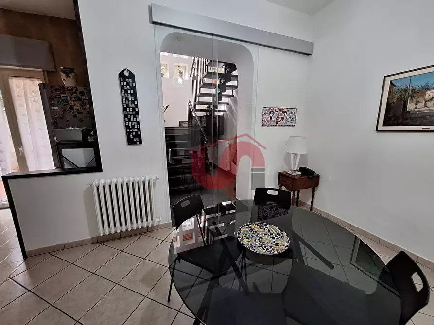 Immagine 33 di Villa in vendita  in Via Bachelet a Benevento