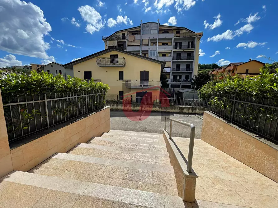 Immagine 4 di Appartamento in vendita  in Via Morelli e Silvati 12 a Benevento