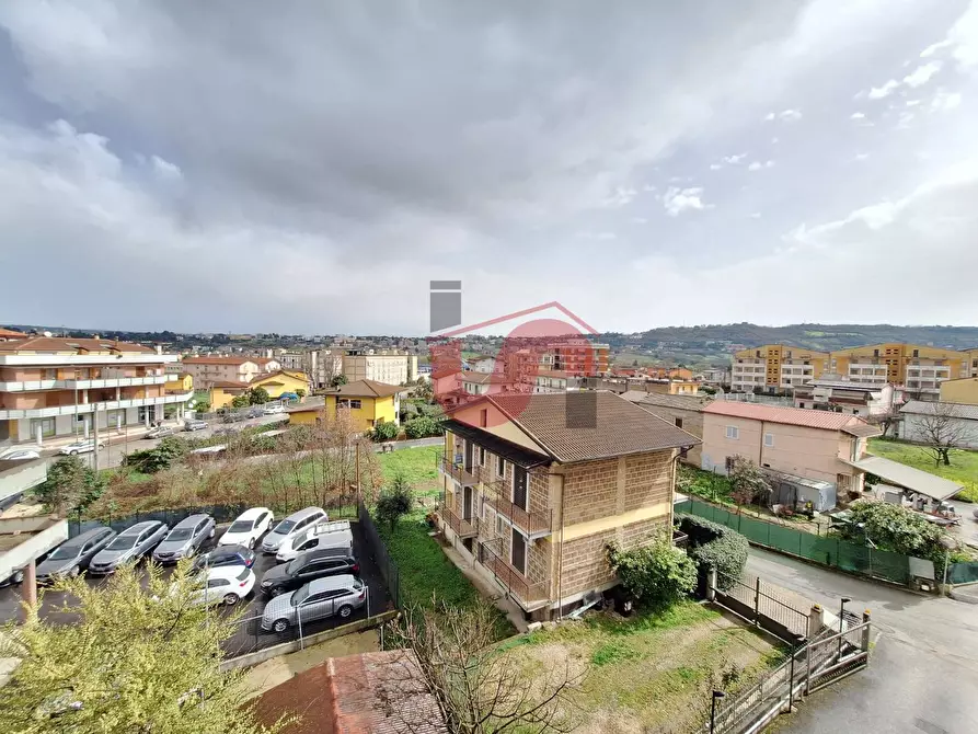 Immagine 27 di Appartamento in vendita  in Via Morelli e Silvati 12 a Benevento