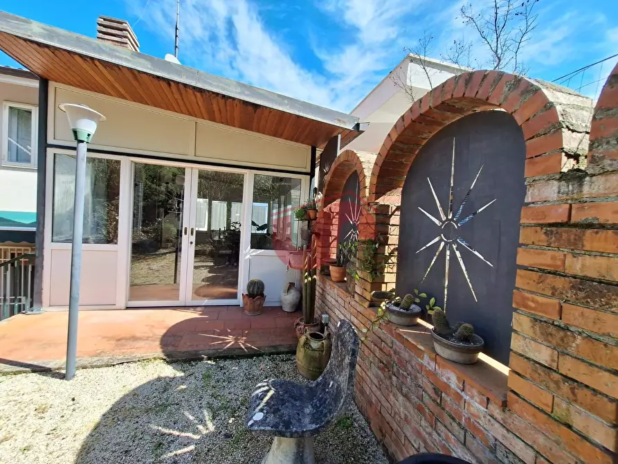 Immagine 56 di Villa in vendita  in Via Bachelet a Benevento