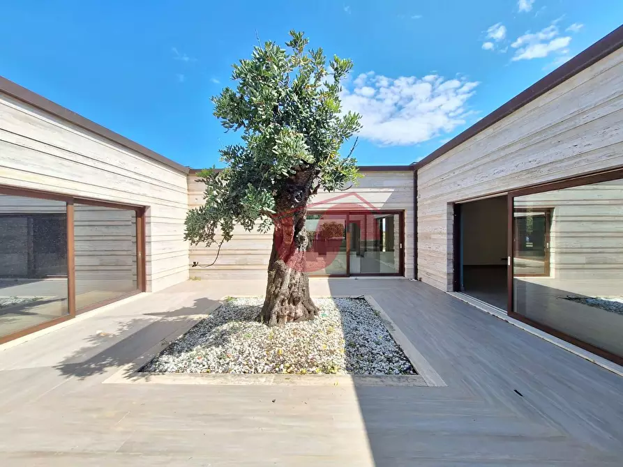 Immagine 25 di Villa in vendita  in via pontariello a Arpaise