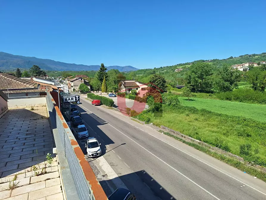 Immagine 36 di Locale commerciale in vendita  in Strada statale 7 a Roccabascerana