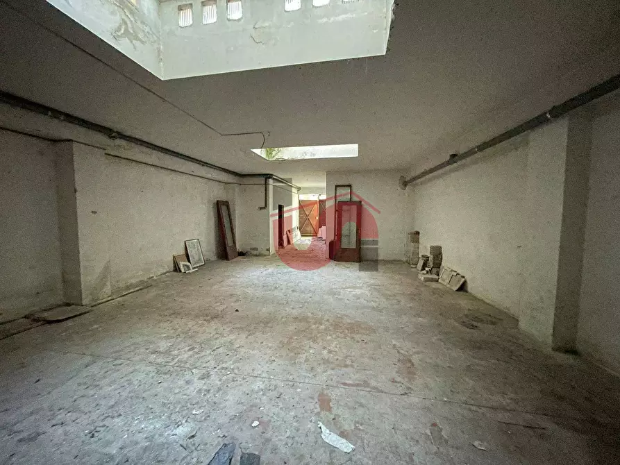 Immagine 2 di Magazzino in vendita  in Via Delle Puglie a Benevento