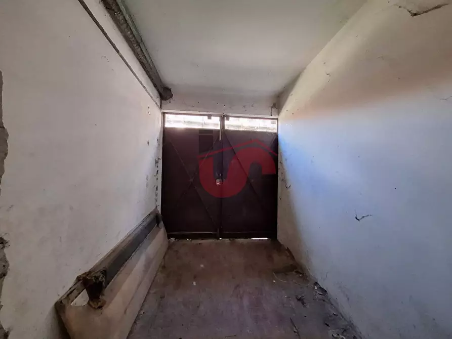 Immagine 6 di Magazzino in vendita  in Via Delle Puglie a Benevento