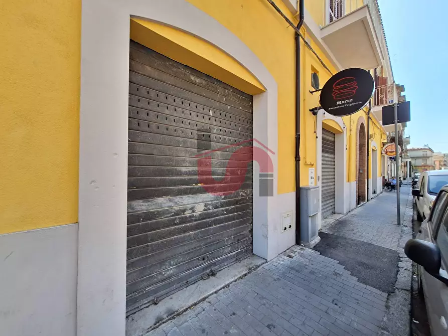 Immagine 2 di Locale commerciale in affitto  in Via Dei Mulini a Benevento