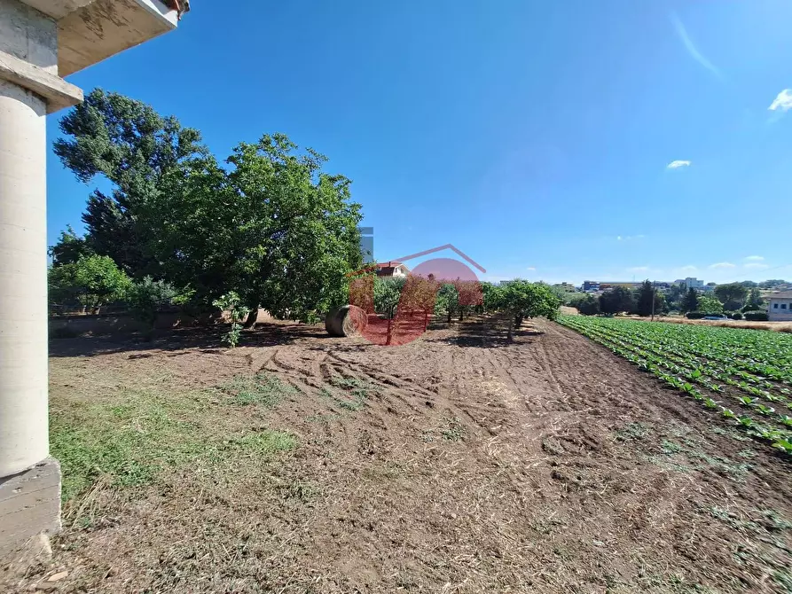 Immagine 25 di Casa semindipendente in vendita  in Contrada Piano Cappelle a Benevento