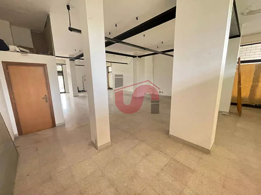 Immagine 11 di Locale commerciale in affitto  in Via S. Massimiliano Kolbe a Benevento