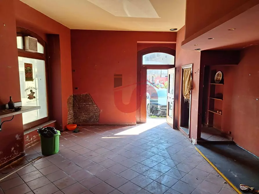 Immagine 8 di Negozio in affitto  in San Giorgio Del Sannio a Calvi