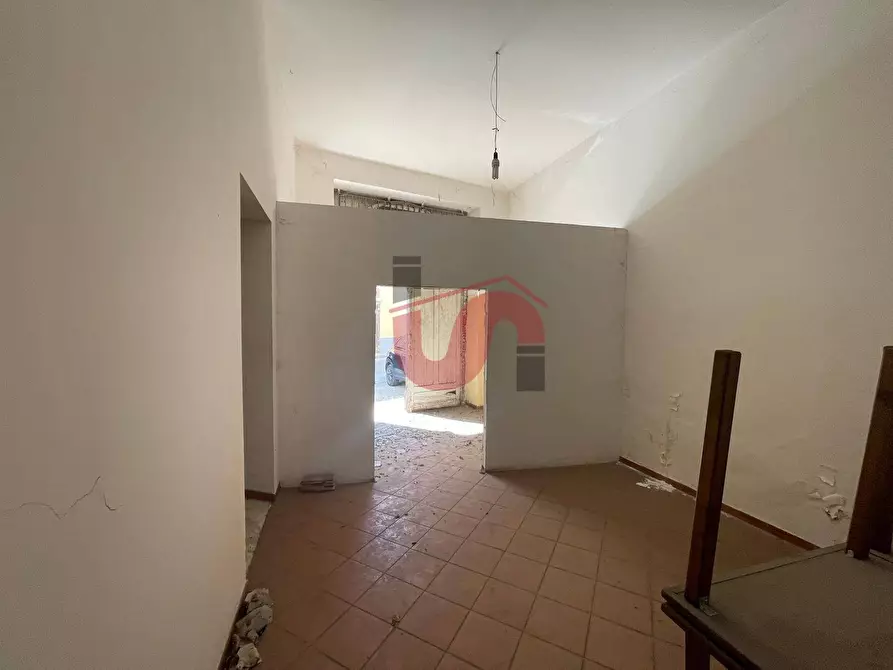 Immagine 8 di Negozio in affitto  in San Giorgio Del Sannio a Calvi