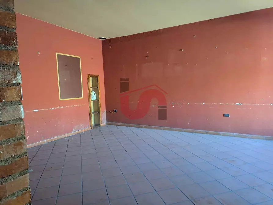 Immagine 14 di Negozio in affitto  in San Giorgio Del Sannio a Calvi