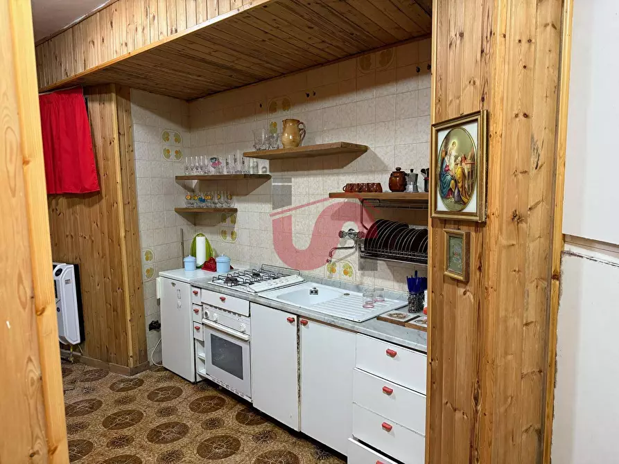 Immagine 4 di Appartamento in vendita  in Via Enrico Fermi a Sant'angelo A Cupolo