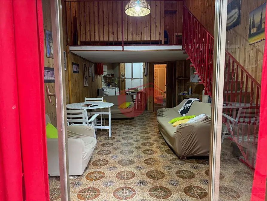 Immagine 7 di Appartamento in vendita  in Via Enrico Fermi a Sant'angelo A Cupolo