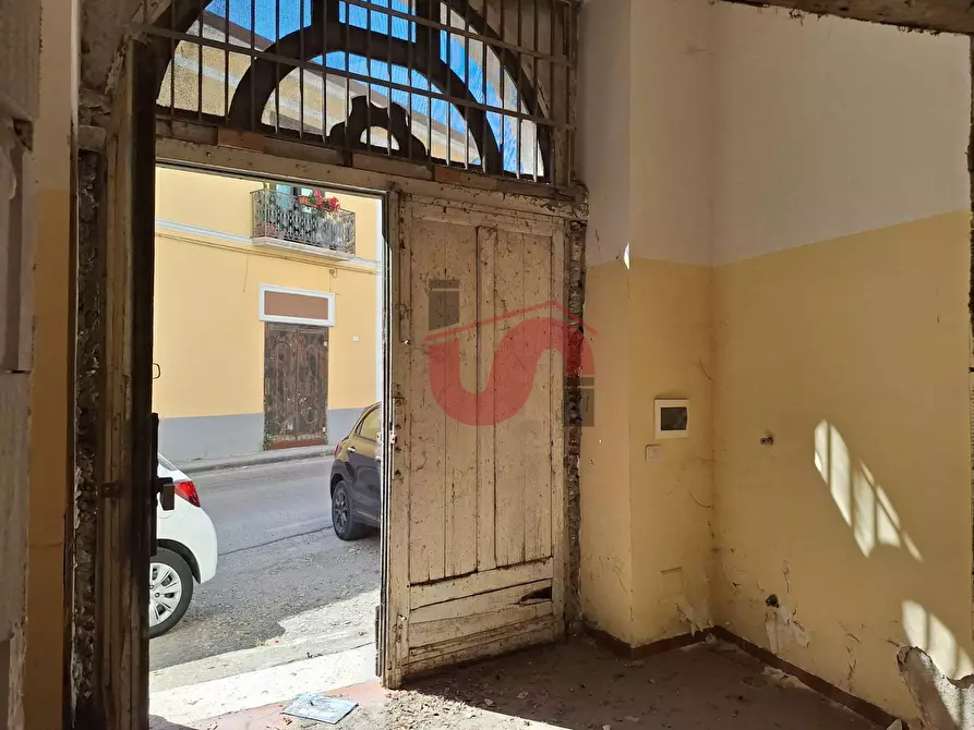 Immagine 2 di Negozio in affitto  in San Giorgio Del Sannio a Calvi
