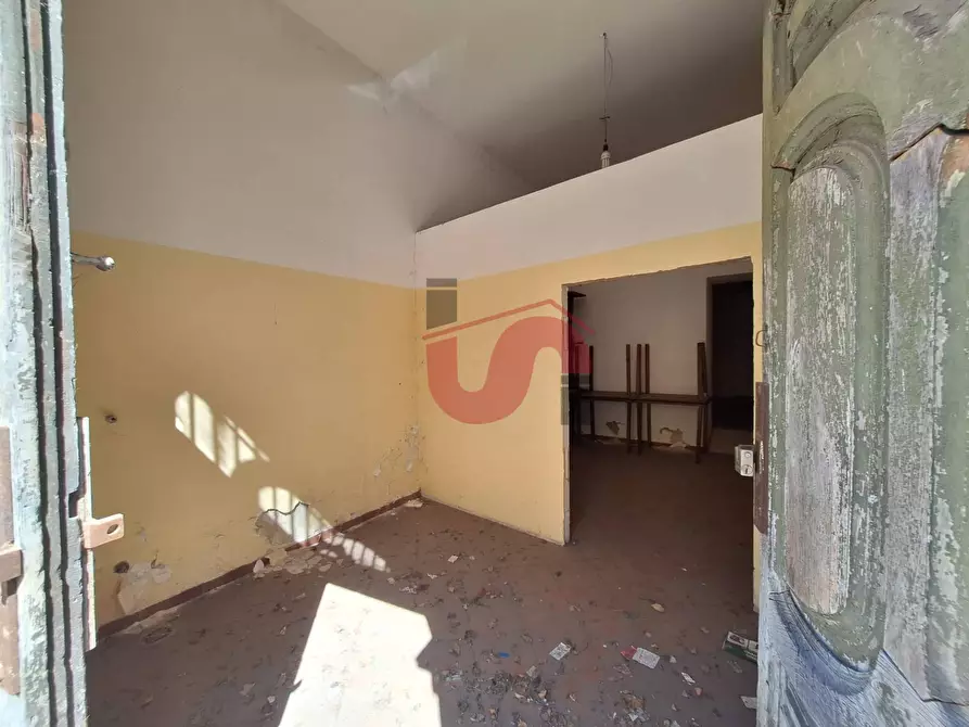 Immagine 4 di Negozio in affitto  in San Giorgio Del Sannio a Calvi