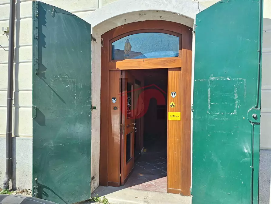 Immagine 2 di Negozio in affitto  in San Giorgio Del Sannio a Calvi