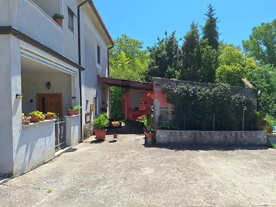 Immagine 14 di Casa semindipendente in vendita  in Epitaffio a Benevento
