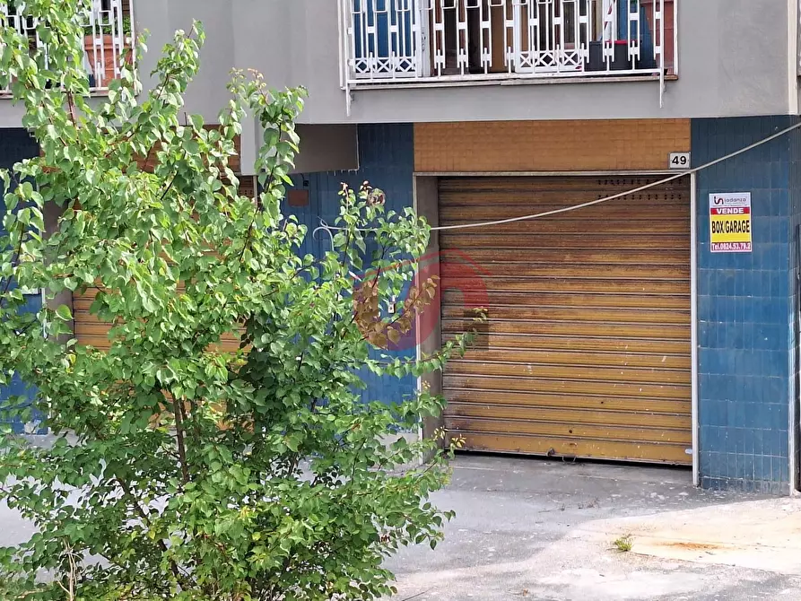 Immagine 2 di Box auto in vendita  in Via Pacevecchia a Benevento