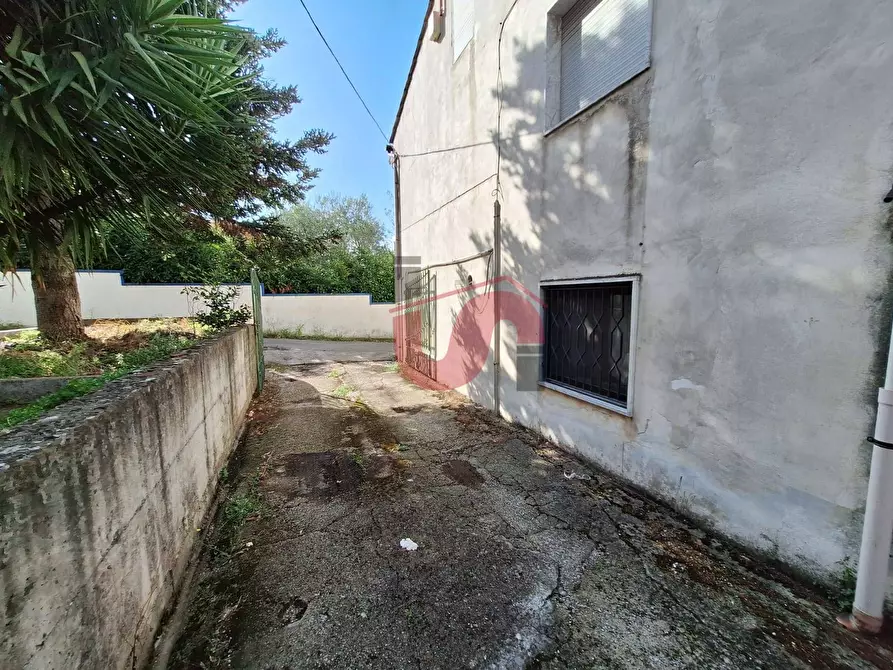 Immagine 11 di Appartamento in vendita  in Via Consortile Vitulanese snc a Apollosa