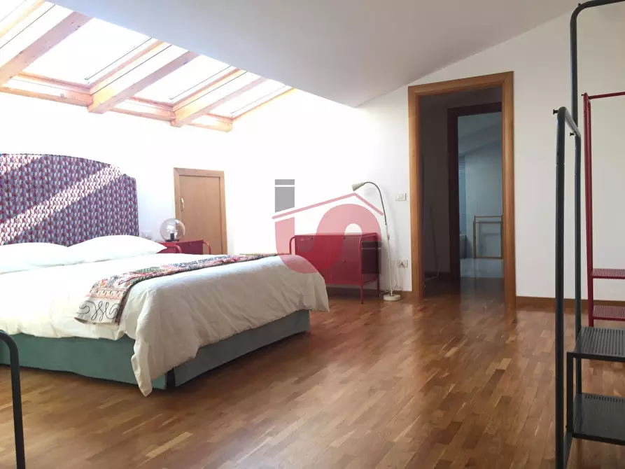 Immagine 15 di Attico in affitto  in Via Pirandello a Benevento