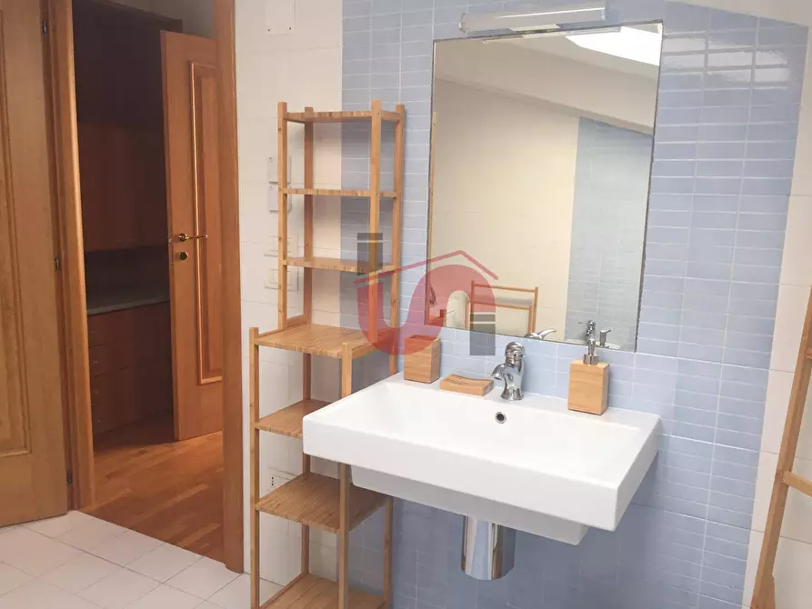 Immagine 21 di Attico in affitto  in Via Pirandello a Benevento