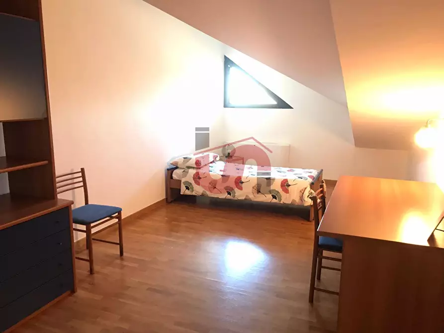 Immagine 23 di Attico in affitto  in Via Pirandello a Benevento