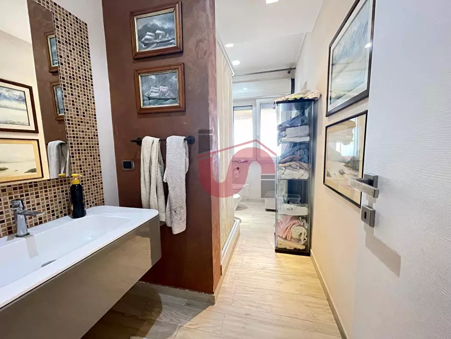 Immagine 17 di Appartamento in vendita  in Via della città spettacolo 3 a Benevento