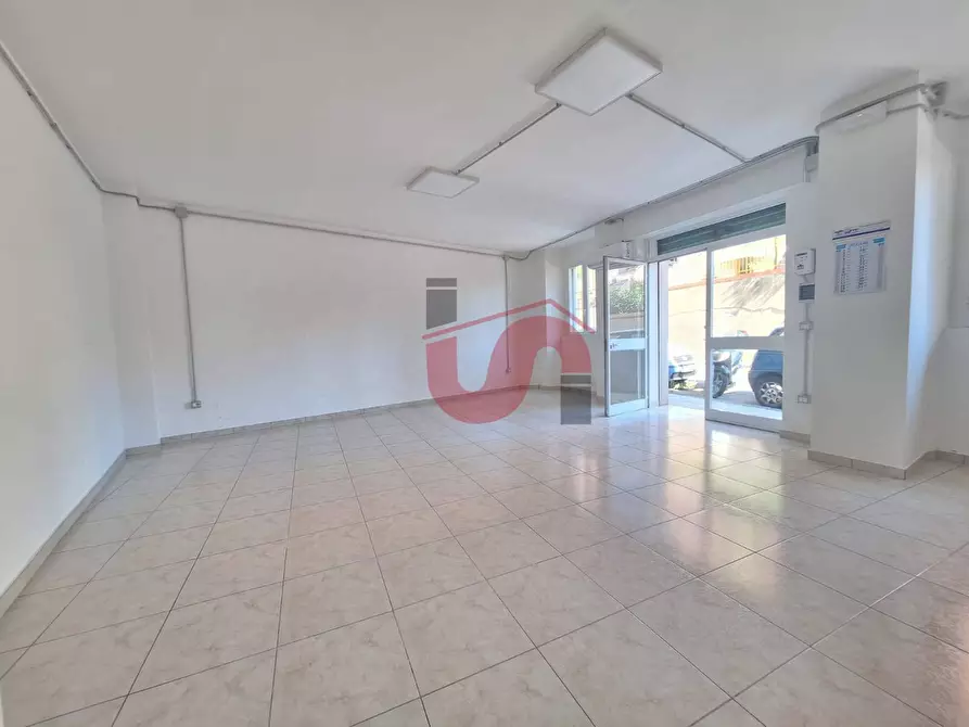 Immagine 4 di Locale commerciale in affitto  in via colonnette a Benevento