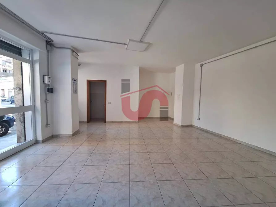 Immagine 5 di Locale commerciale in affitto  in via colonnette a Benevento