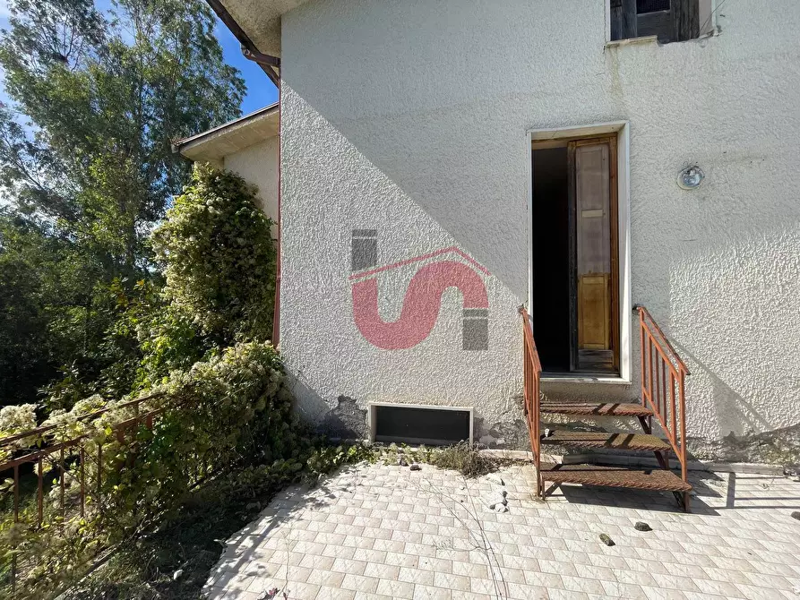 Immagine 4 di Rustico / casale in vendita  in Contrada Serretelle a Benevento