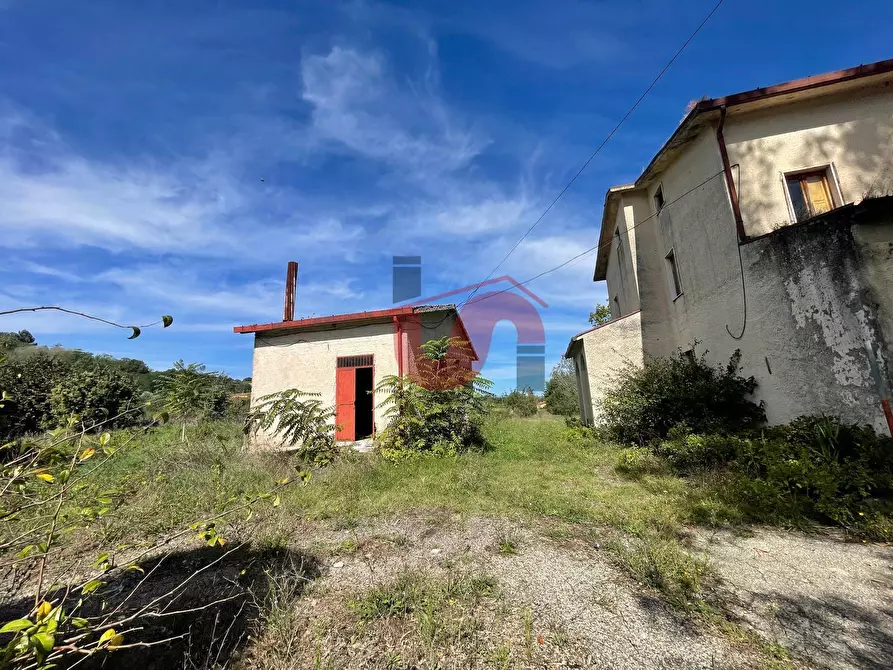 Immagine 15 di Rustico / casale in vendita  in Contrada Serretelle a Benevento