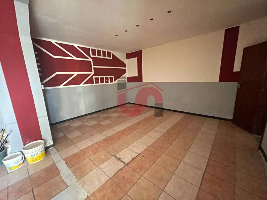 Immagine 4 di Locale commerciale in vendita  in Via ponticelli a Benevento