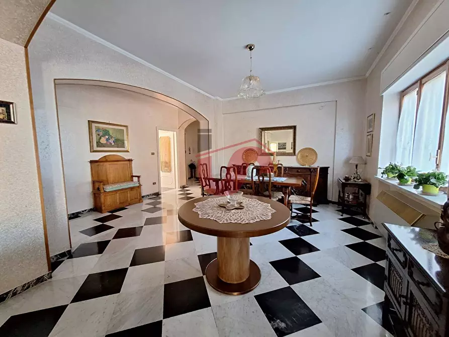 Immagine 1 di Appartamento in vendita  in Via Americo Meomartini a Benevento