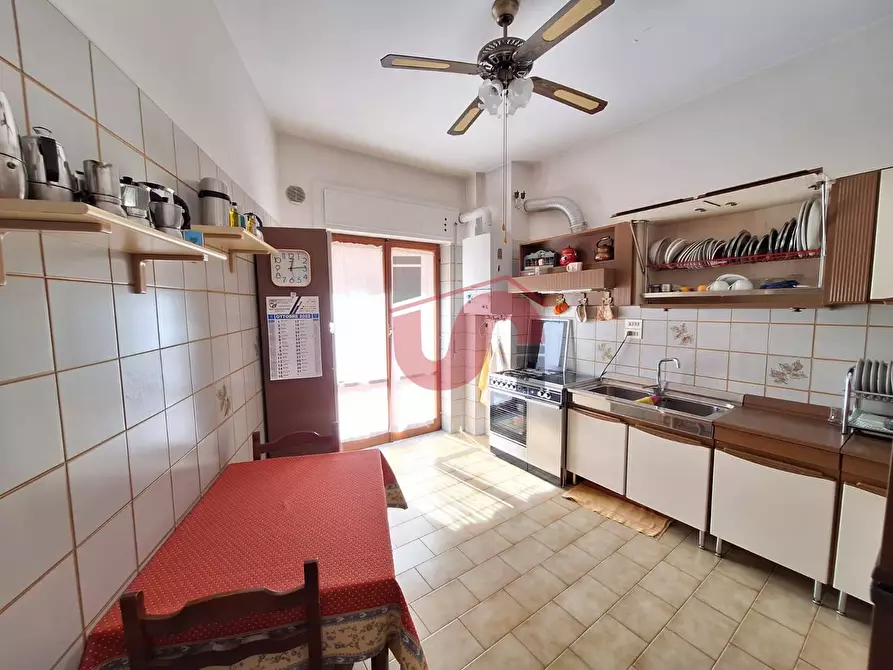 Immagine 9 di Appartamento in vendita  in Via Americo Meomartini a Benevento