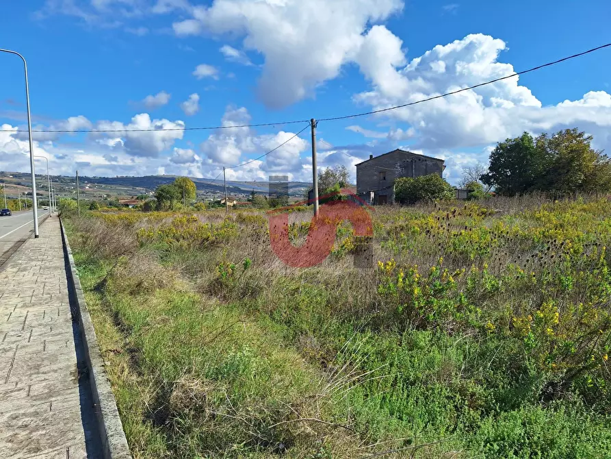 Immagine 11 di Locale commerciale in vendita  in Contrada olivola a Benevento