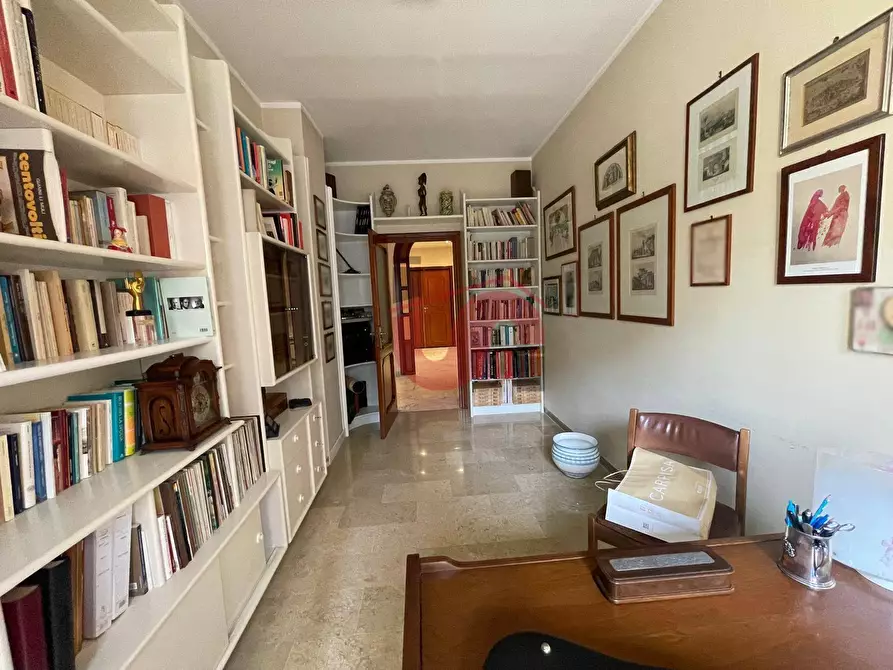 Immagine 22 di Appartamento in affitto  in Via Ruffilli a Benevento