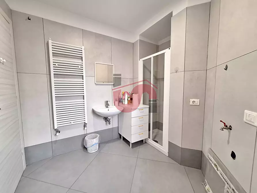 Immagine 11 di Appartamento in vendita  in Via Leonardo Bianchi a Benevento