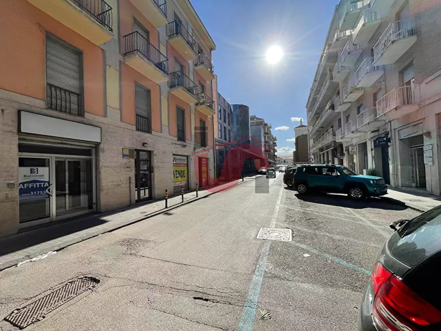 Immagine 15 di Locale commerciale   in Via Ennio Goduti a Benevento