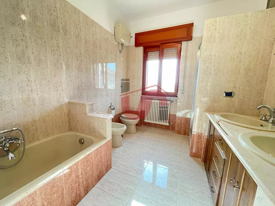 Immagine 16 di Casa semindipendente in affitto  in C.da San Vitale a Benevento