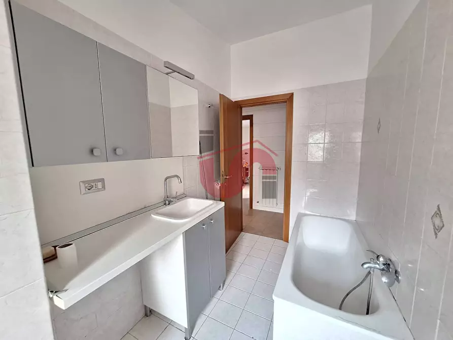 Immagine 34 di Appartamento in vendita  in Via Ciardelli a Benevento