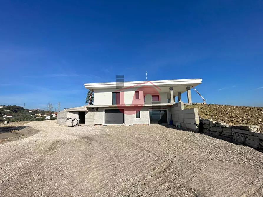 Immagine 41 di Villa in affitto  in C.da San Vitale a Benevento