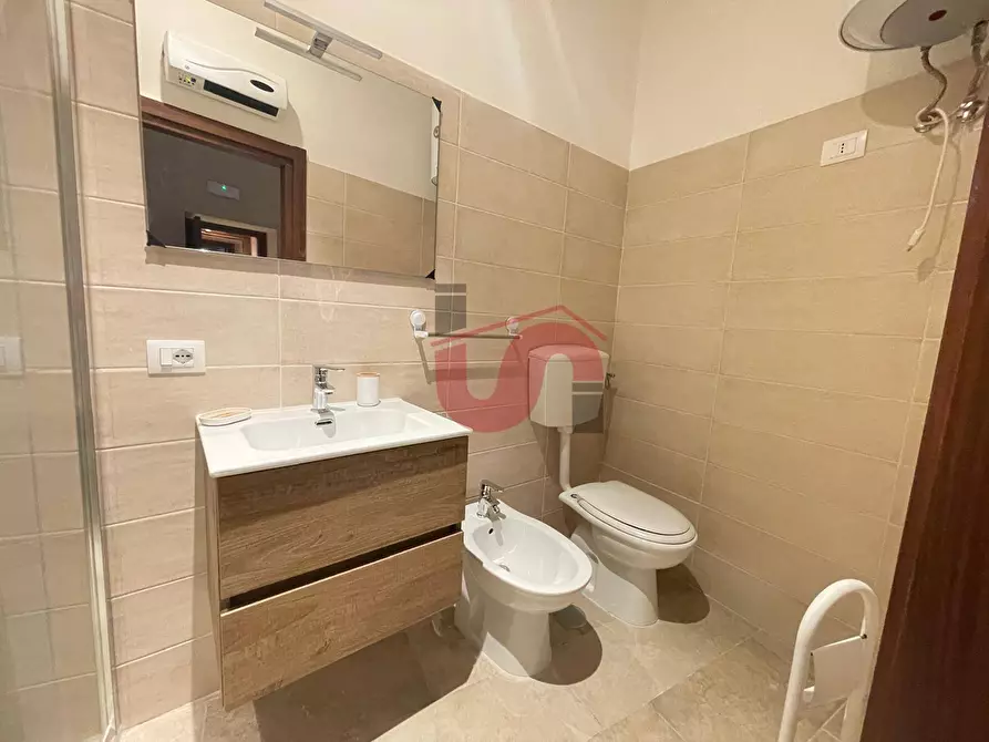 Immagine 18 di Palazzo in affitto  in via Sessualdo a Benevento