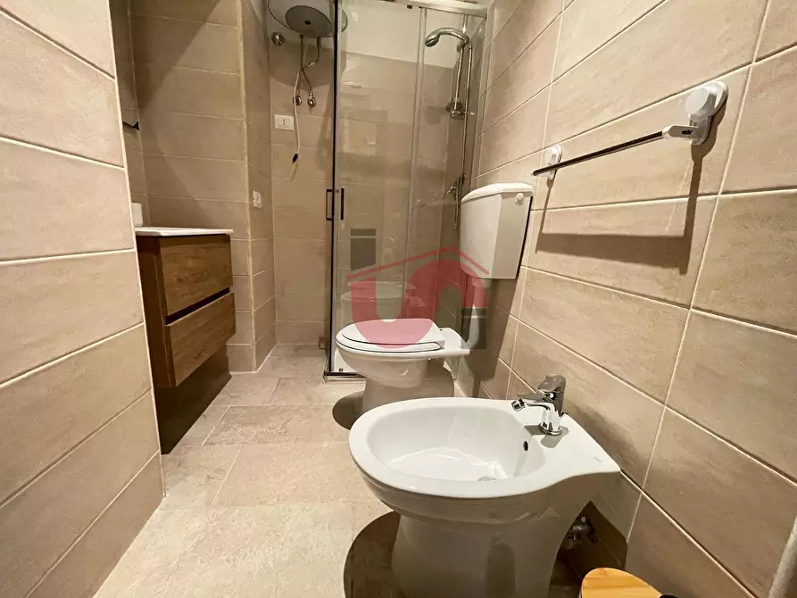 Immagine 19 di Palazzo in affitto  in via Sessualdo a Benevento