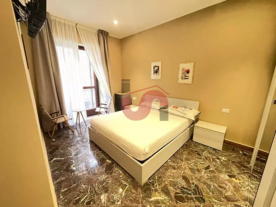 Immagine 9 di Palazzo in affitto  in via Sessualdo a Benevento