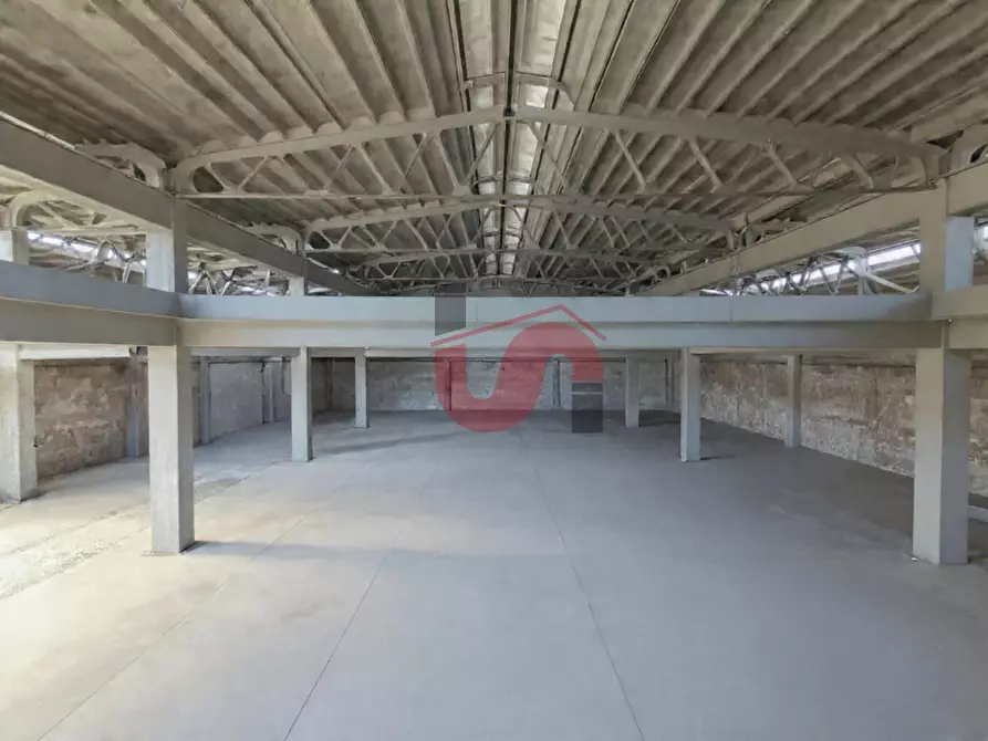 Immagine 2 di Capannone industriale in affitto  in Torre palazzo a Apollosa
