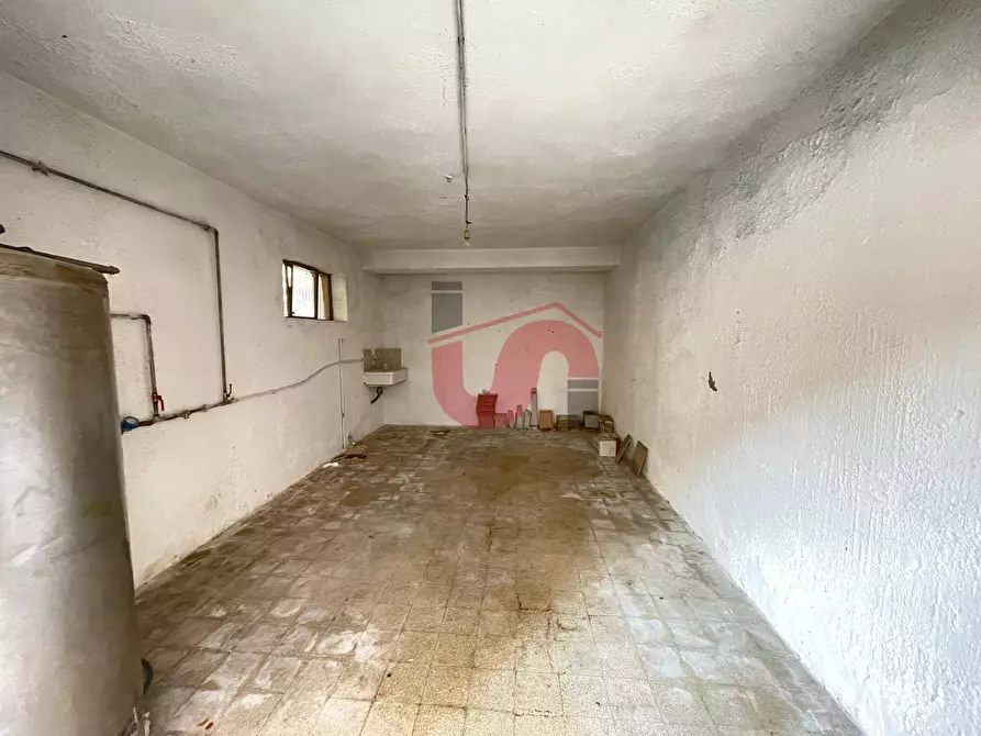 Immagine 6 di Box auto in affitto  in Via Almerico Meomartini a Benevento