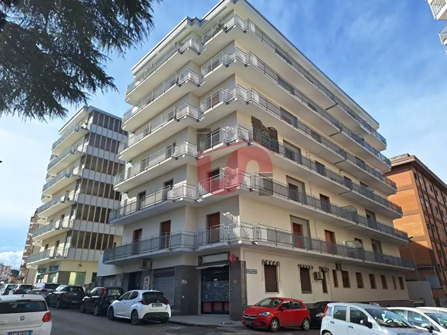 Immagine 3 di Appartamento in vendita  in Via Giustiniani a Benevento