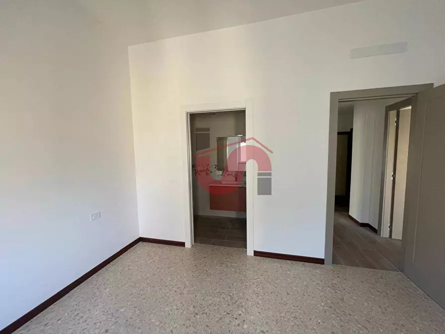 Immagine 23 di Appartamento in affitto  in Via Emanuele Caggiano a Benevento