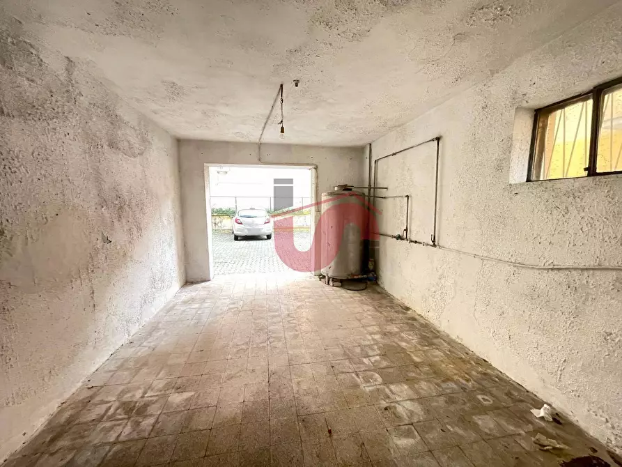 Immagine 5 di Box auto in affitto  in Via Almerico Meomartini a Benevento