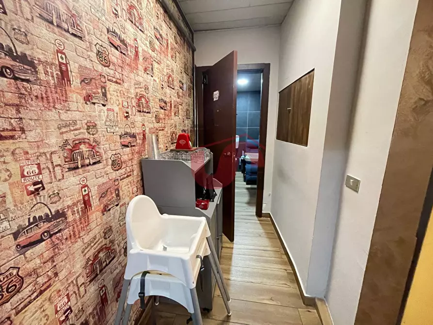 Immagine 12 di Attività commerciale in vendita  in Via Traiano a Benevento