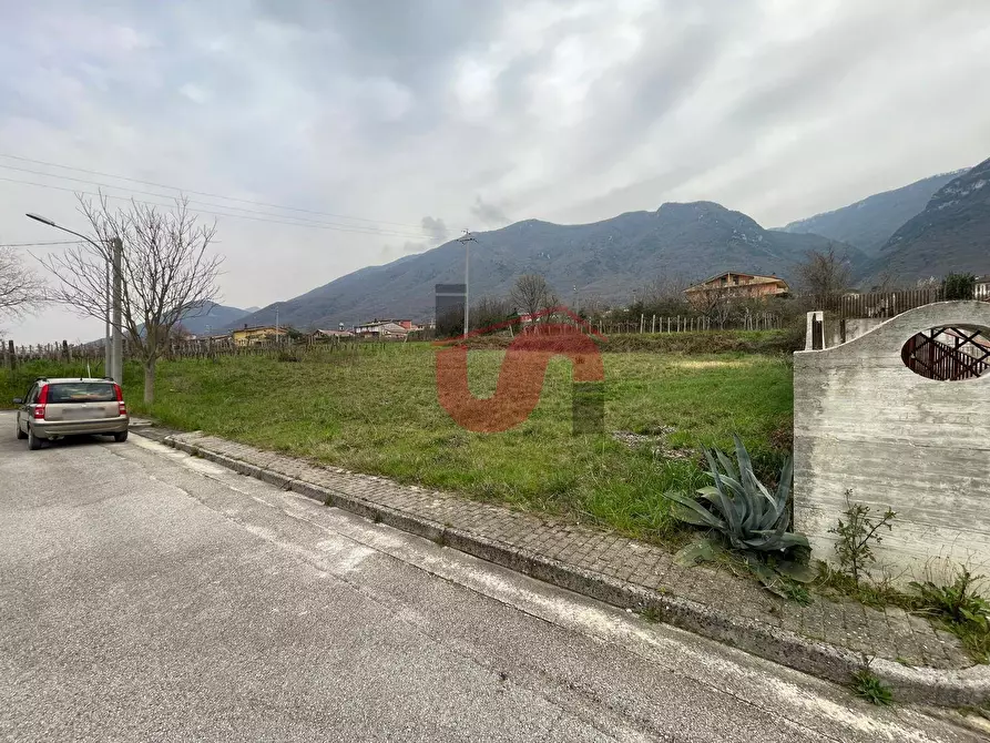 Immagine 1 di Terreno residenziale in vendita  in Bellaura a Solopaca